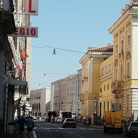 Hostel Signorina In Rzym Zewnętrze zdjęcie
